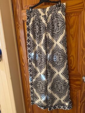 House of Harlow 1960 Black and White Straight Leg Pants